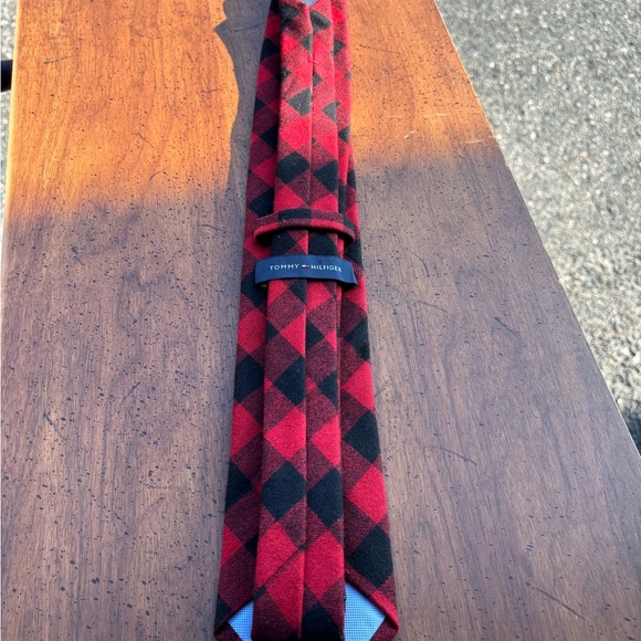 Tommy Hillfiger Neck Tie - Picture 2 of 3